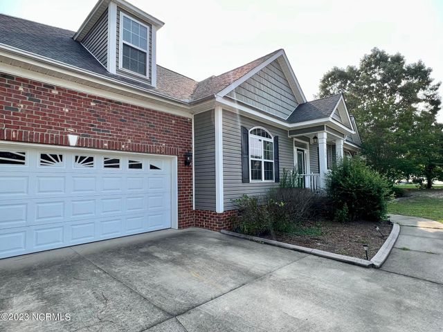 206 Sandy Springs Road, Aberdeen, NC 28315