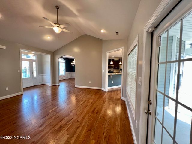 206 Sandy Springs Road, Aberdeen, NC 28315