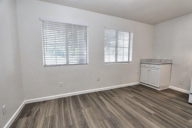 3725 Ripley St, Sacramento, CA 95838