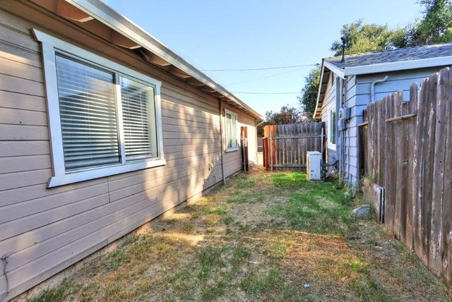 3725 Ripley St, Sacramento, CA 95838
