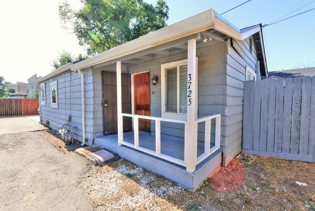 3725 Ripley St, Sacramento, CA 95838