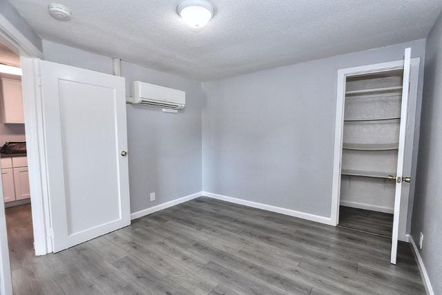 3725 Ripley St, Sacramento, CA 95838