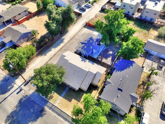 3725 Ripley St, Sacramento, CA 95838