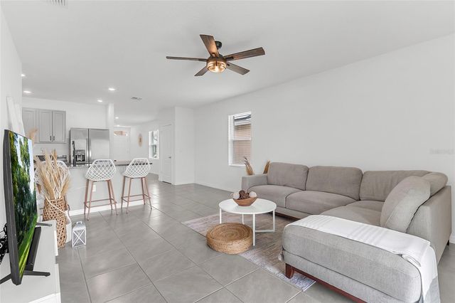 3664 SUNGROVE CIRCLE, Sanford, FL 32771