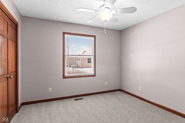 1314 Holiday Lane E, Brownsburg, IN 46112