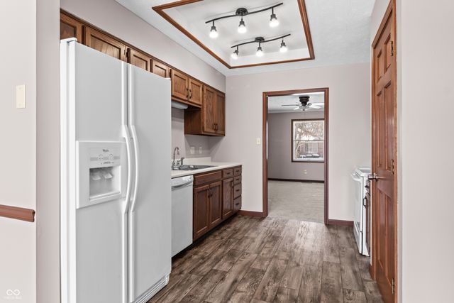 1314 Holiday Lane E, Brownsburg, IN 46112