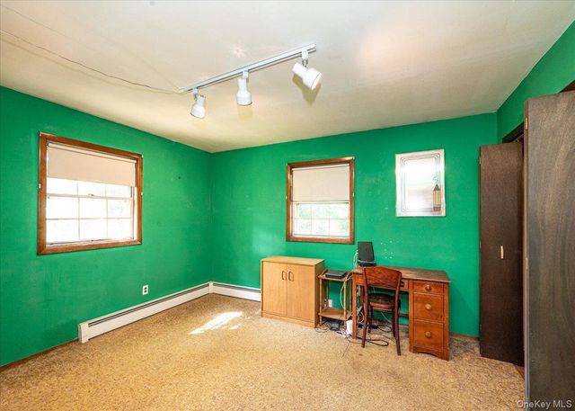 632 Spruce Avenue, Sayville, NY 11782