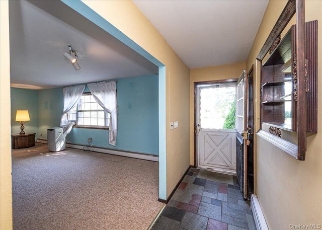 632 Spruce Avenue, Sayville, NY 11782