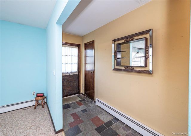 632 Spruce Avenue, Sayville, NY 11782