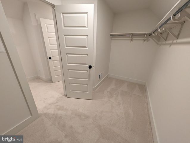 1490 THURSTON RD, Dickerson, MD 20842