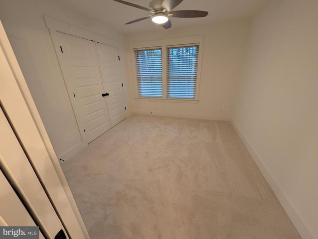 1490 THURSTON RD, Dickerson, MD 20842