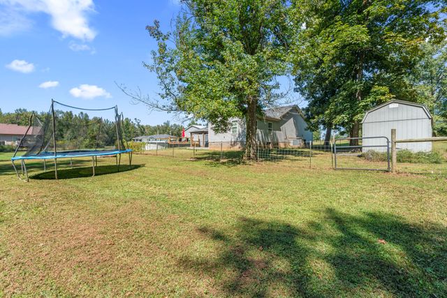 253 Spring Meadows Ln, Morrison, TN 37357