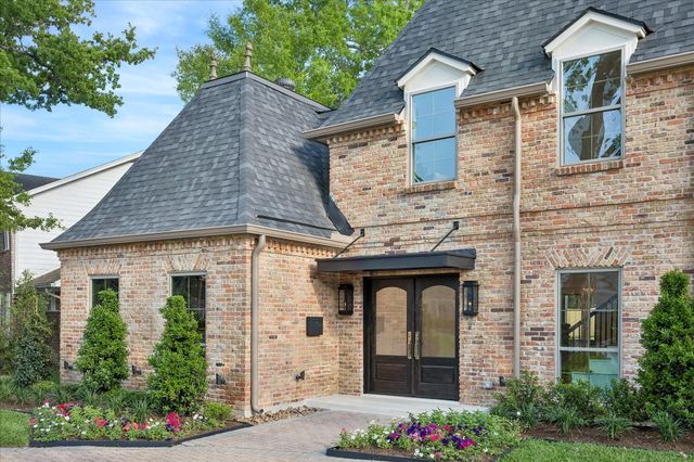 620 Stoneleigh Drive, Houston, TX 77079