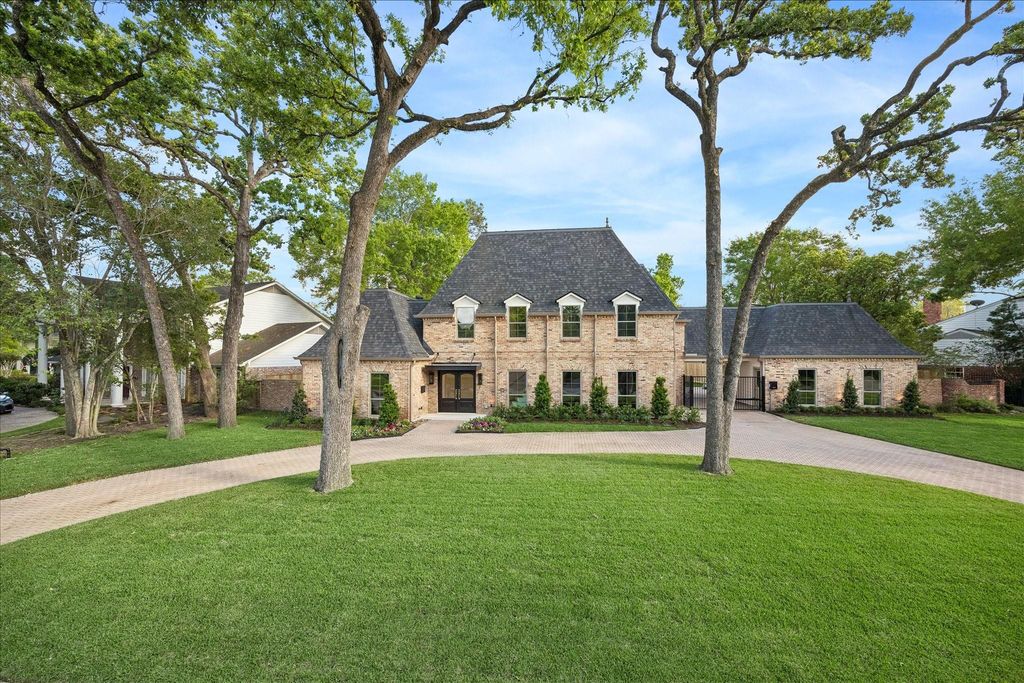 620 Stoneleigh Drive, Houston, TX 77079