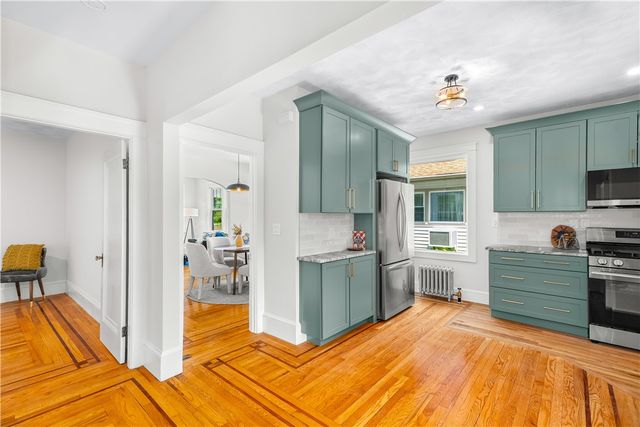 119 Longwood Avenue, Providence, RI 02908