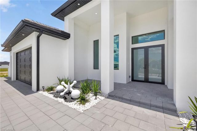 121 NW 35th PL, Cape Coral, FL 33993