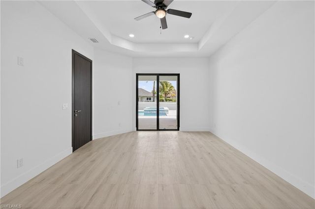 121 NW 35th PL, Cape Coral, FL 33993