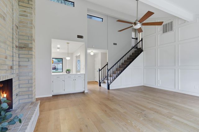 4801 Rustown DR, Austin, TX 78727