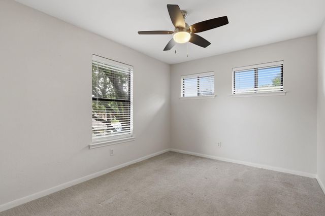 4801 Rustown DR, Austin, TX 78727
