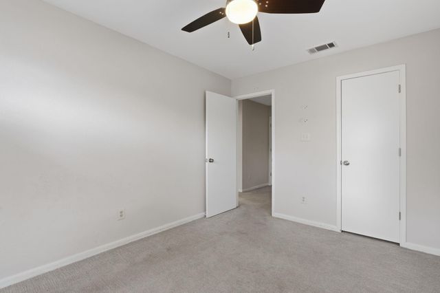 4801 Rustown DR, Austin, TX 78727