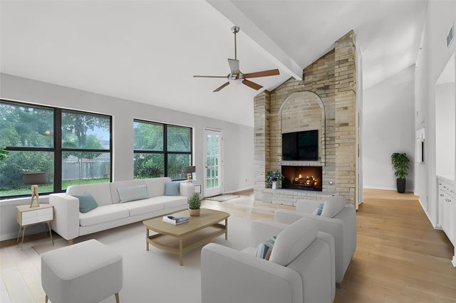 4801 Rustown DR, Austin, TX 78727