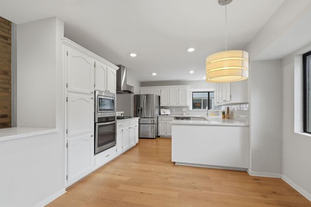 4801 Rustown DR, Austin, TX 78727