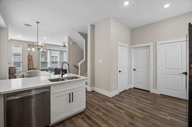 848 Fisher Street C, Houston, TX 77018