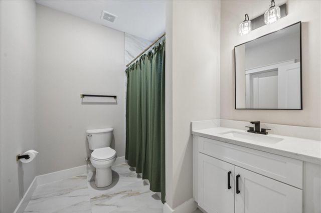 848 Fisher Street C, Houston, TX 77018