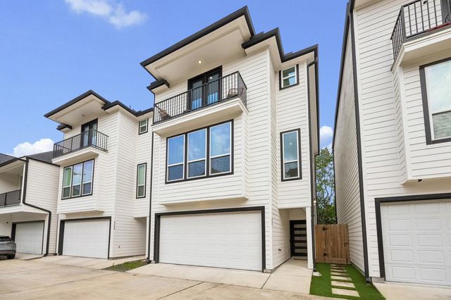 848 Fisher Street C, Houston, TX 77018