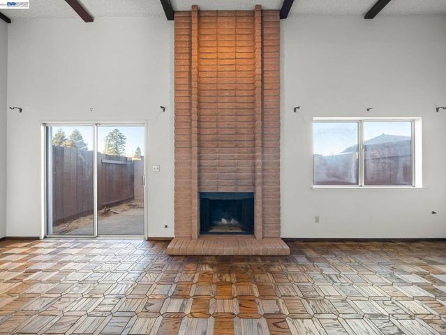 37886 Bright Cmn, Fremont, CA 94536