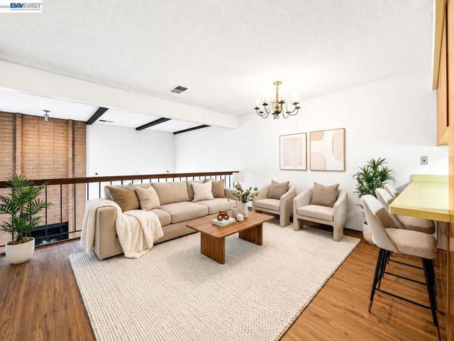 37886 Bright Cmn, Fremont, CA 94536