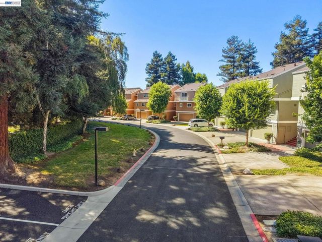 37886 Bright Cmn, Fremont, CA 94536