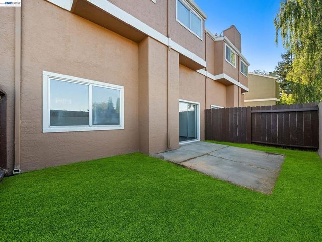 37886 Bright Cmn, Fremont, CA 94536