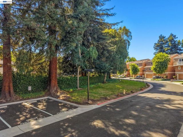 37886 Bright Cmn, Fremont, CA 94536