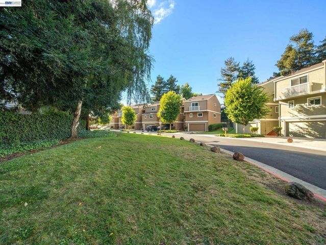 37886 Bright Cmn, Fremont, CA 94536