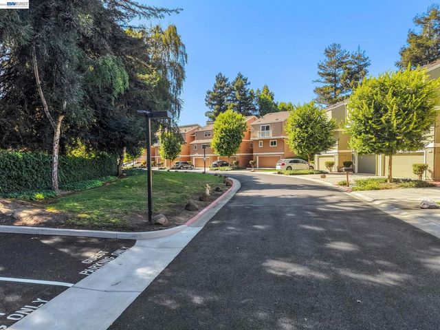 37886 Bright Cmn, Fremont, CA 94536