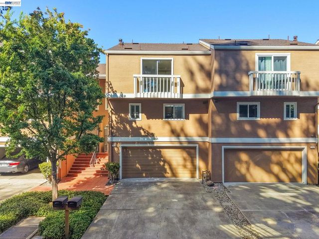 37886 Bright Cmn, Fremont, CA 94536