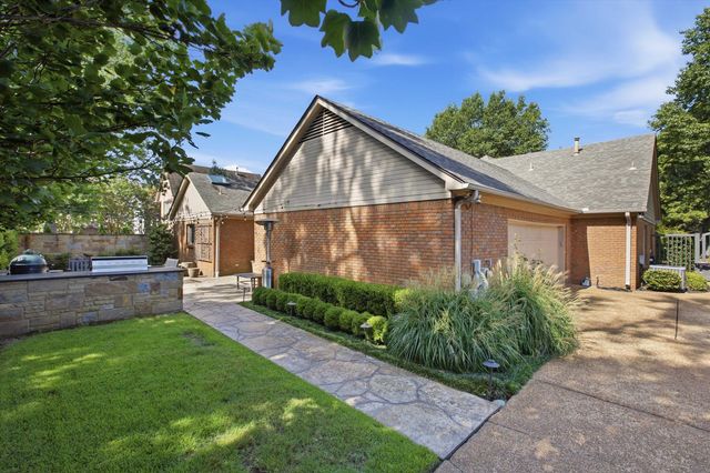 6721 RIVER OAKS VIEW DR, Memphis, TN 38120
