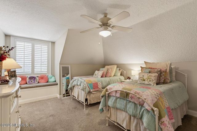 13719 SAXON LAKE Drive, Jacksonville, FL 32225