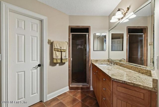 13719 SAXON LAKE Drive, Jacksonville, FL 32225