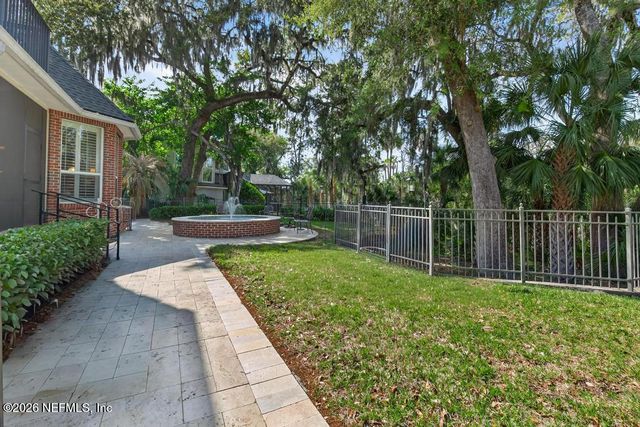 13719 SAXON LAKE Drive, Jacksonville, FL 32225