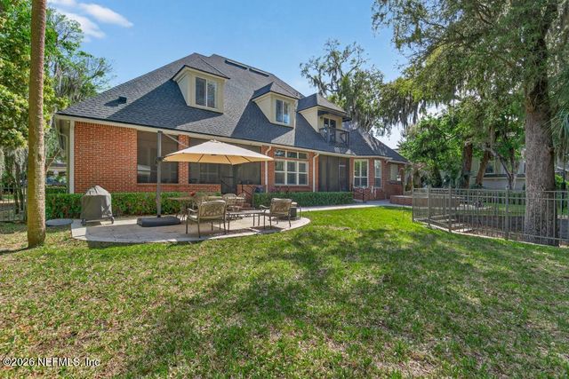 13719 SAXON LAKE Drive, Jacksonville, FL 32225