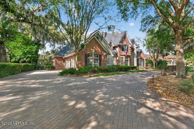 13719 SAXON LAKE Drive, Jacksonville, FL 32225