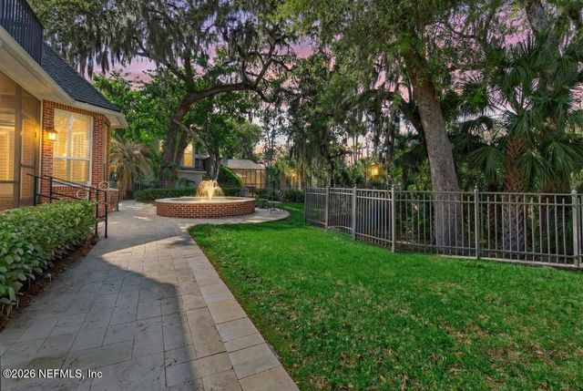 13719 SAXON LAKE Drive, Jacksonville, FL 32225