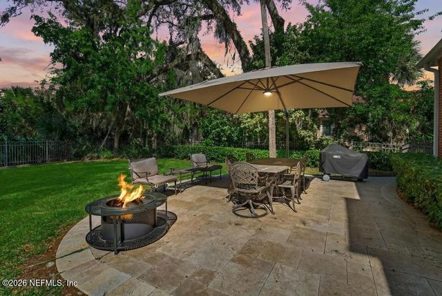 13719 SAXON LAKE Drive, Jacksonville, FL 32225