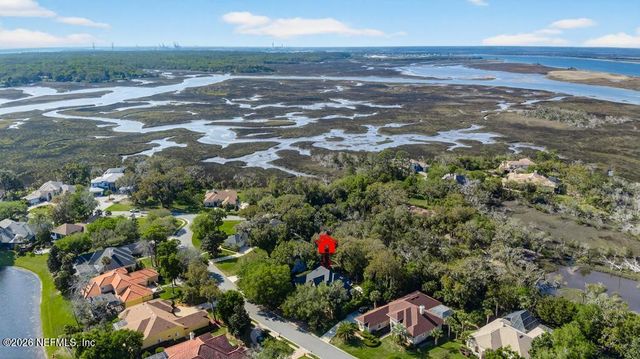 13719 SAXON LAKE Drive, Jacksonville, FL 32225