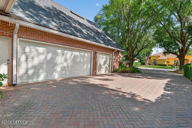 13719 SAXON LAKE Drive, Jacksonville, FL 32225