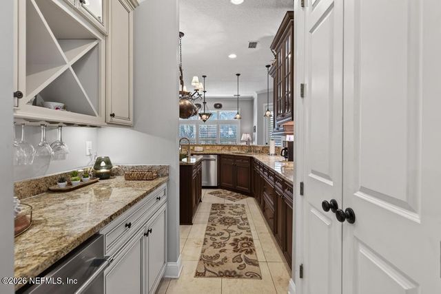 13719 SAXON LAKE Drive, Jacksonville, FL 32225