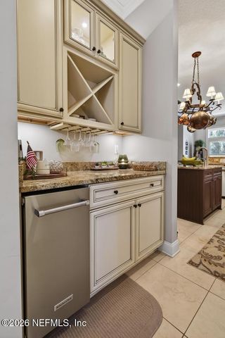 13719 SAXON LAKE Drive, Jacksonville, FL 32225