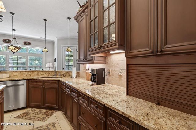 13719 SAXON LAKE Drive, Jacksonville, FL 32225